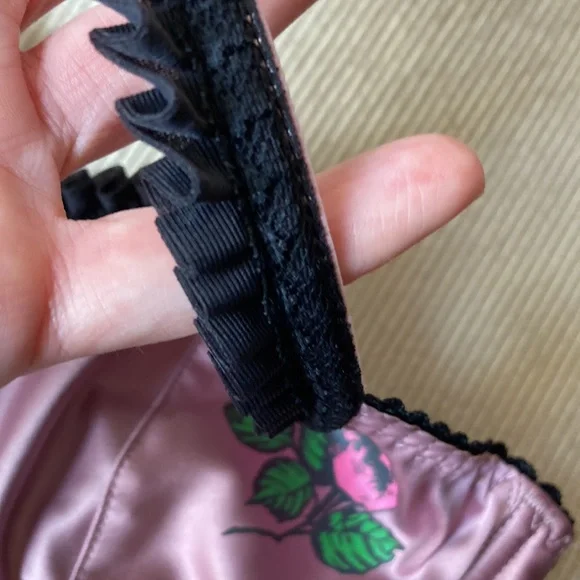 Betsey Johnson lavender rose silky bra size 34 a - Picture 9 of 9